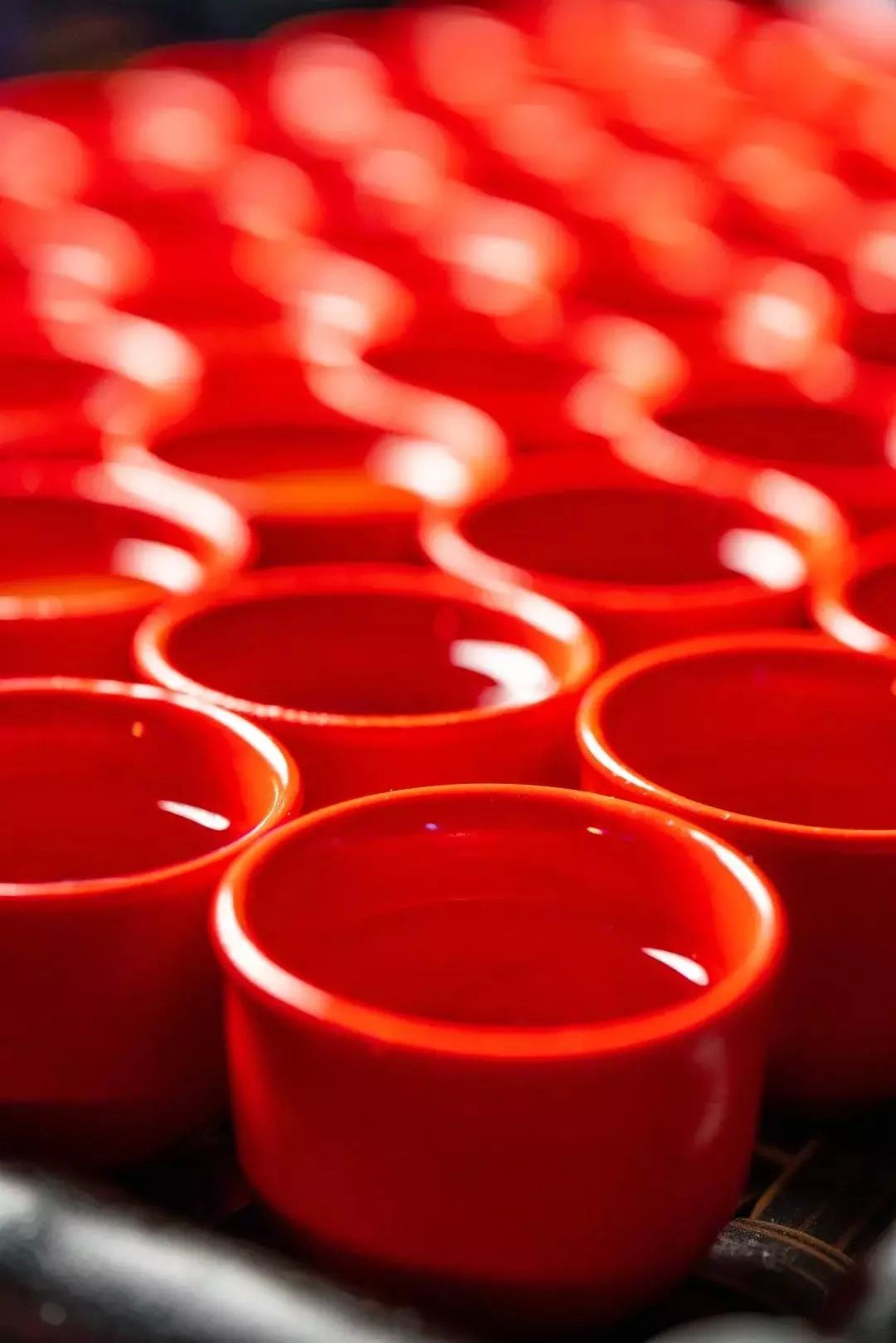 “酒鬼少女”特邀，900公里外的成都网红酒馆终于空降昆明