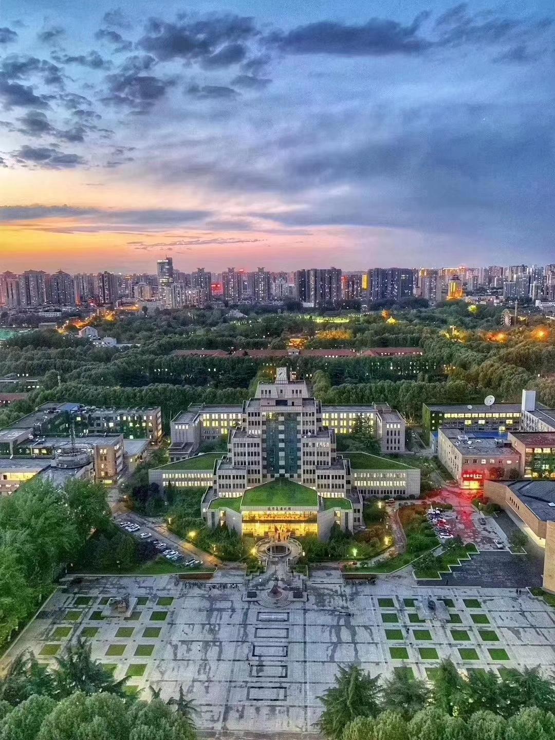 考研选择热门专业还是冷门专业,考研选个好专业还是选个好学校