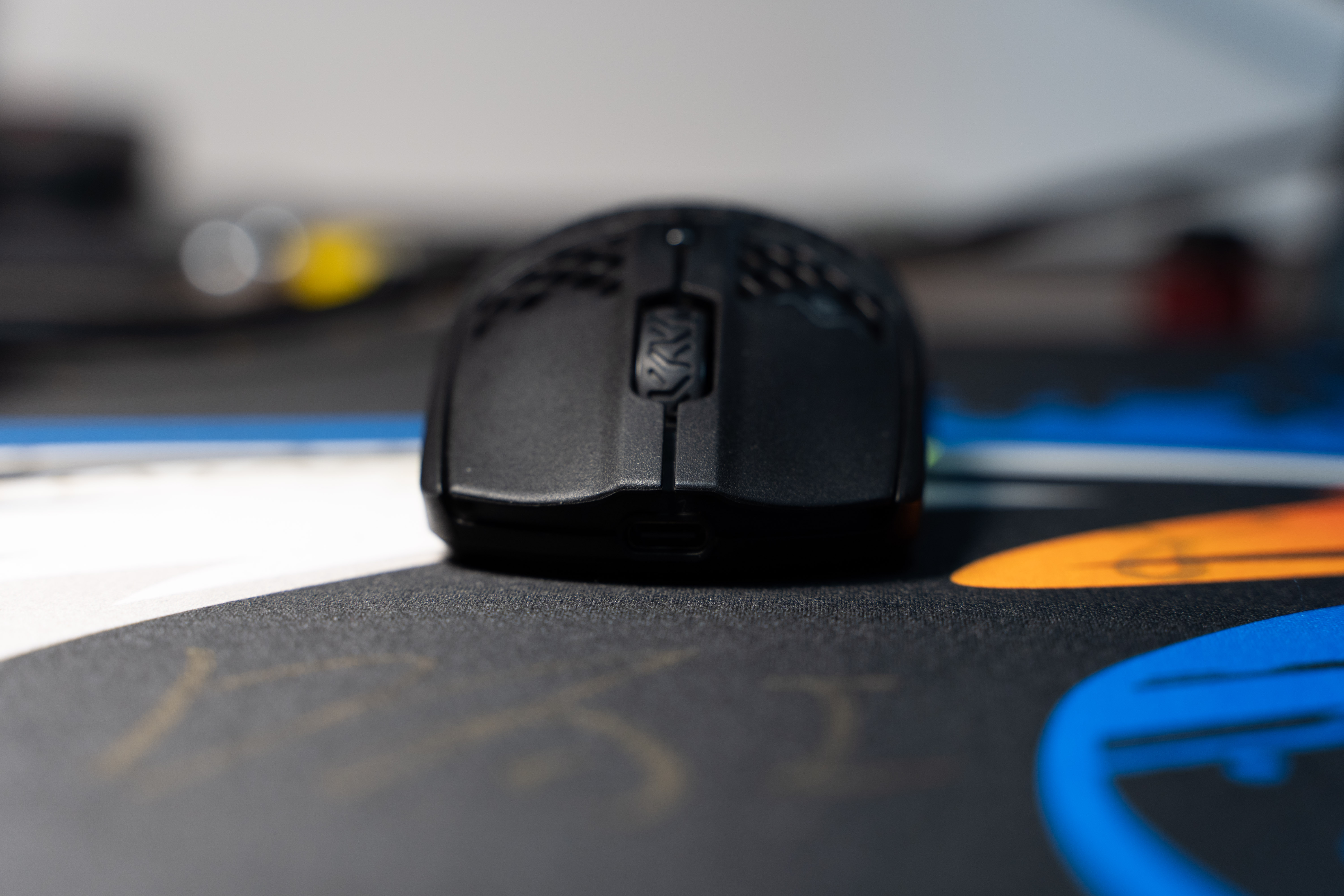 轻量化+无线=赛睿Aerox3Wireless