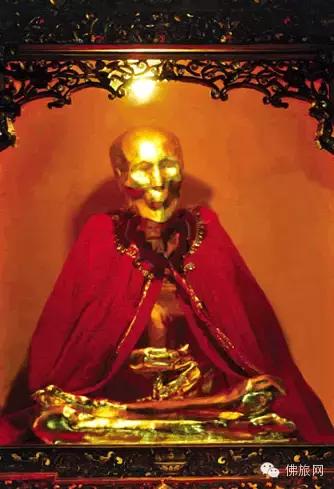 神秘北纬30度之谜九华山,九华山肉身菩萨之谜完整版