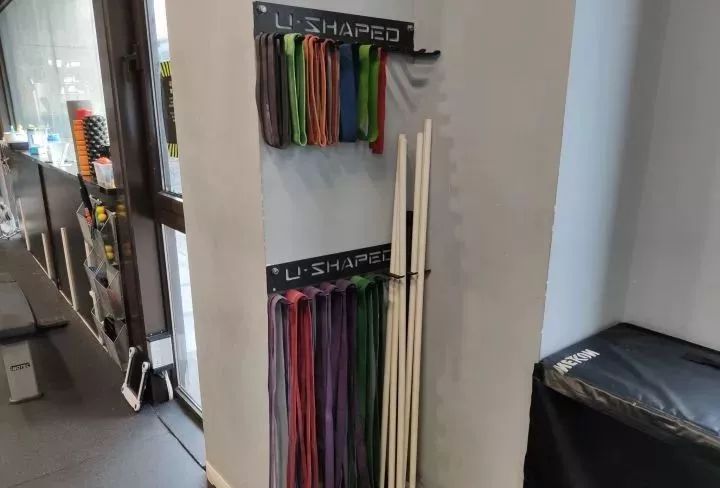 国内健身教练培训机,设备最全健身房