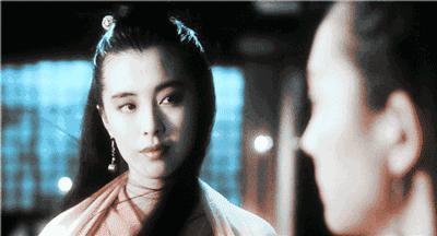 想招桃花运戴什么色,招桃花怎么穿