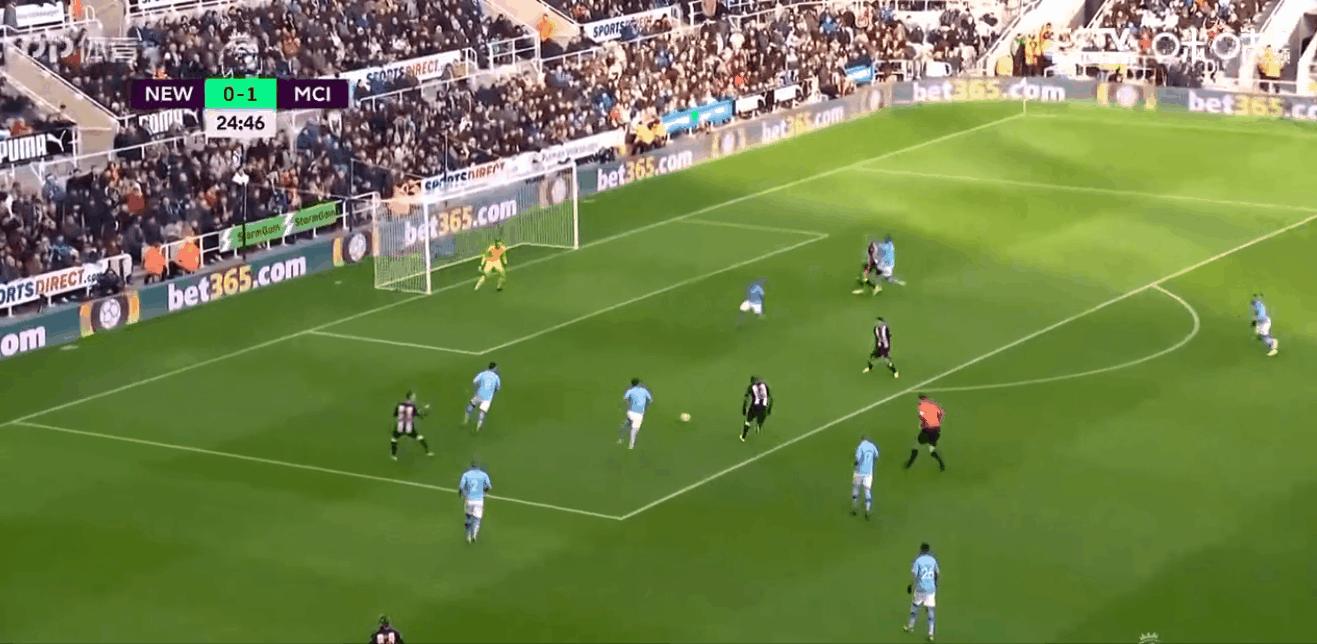 曼城2比2利物浦斯特林失单刀,19-20赛季热刺2:0曼城斯特林