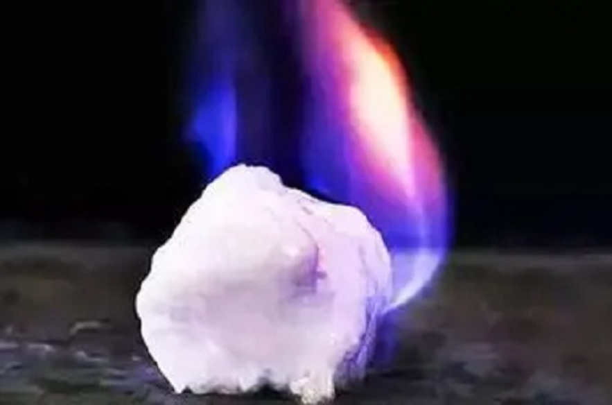 地球诞生时表面温度5000度,地球在10000亿年前发生了什么