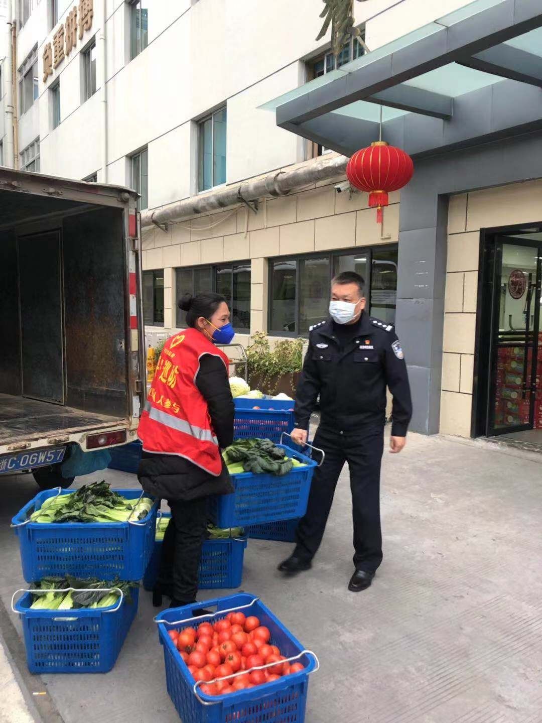 展现出基层干部强大的战斗力,基层干部办事有韧性的例子