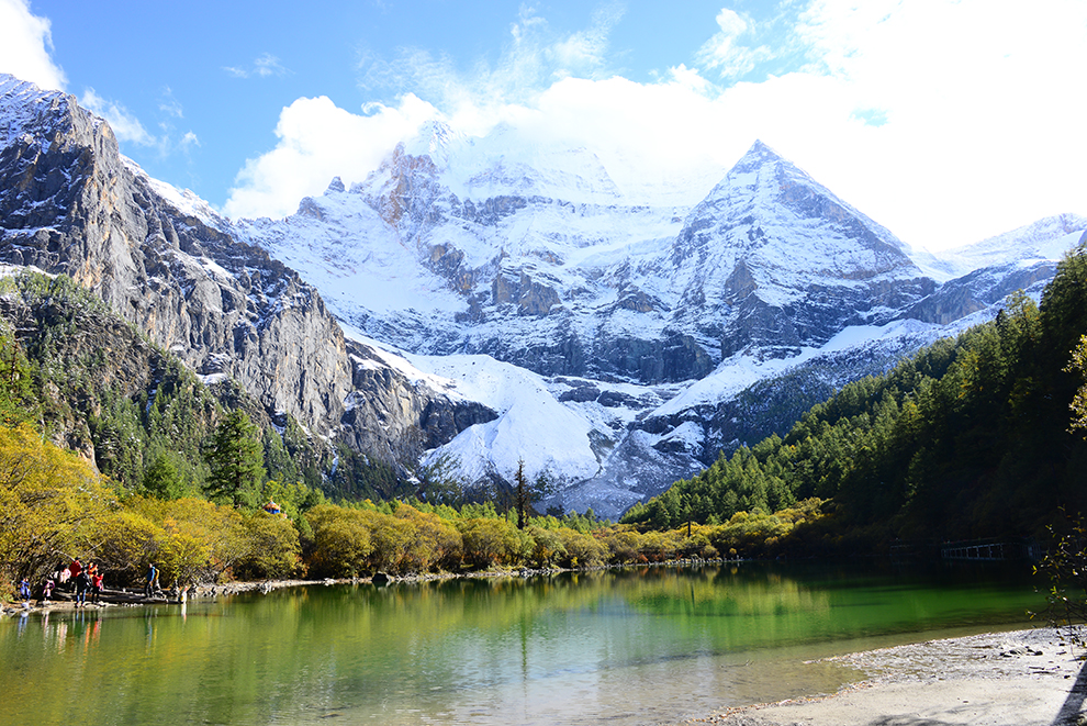 雪域高原佛国天堂,稻城亚丁雪域高原天堂般的美景