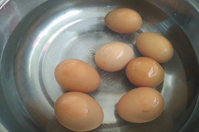 13岁女生身高发育迟缓怎么办,14岁女孩身高停止生长怎么办