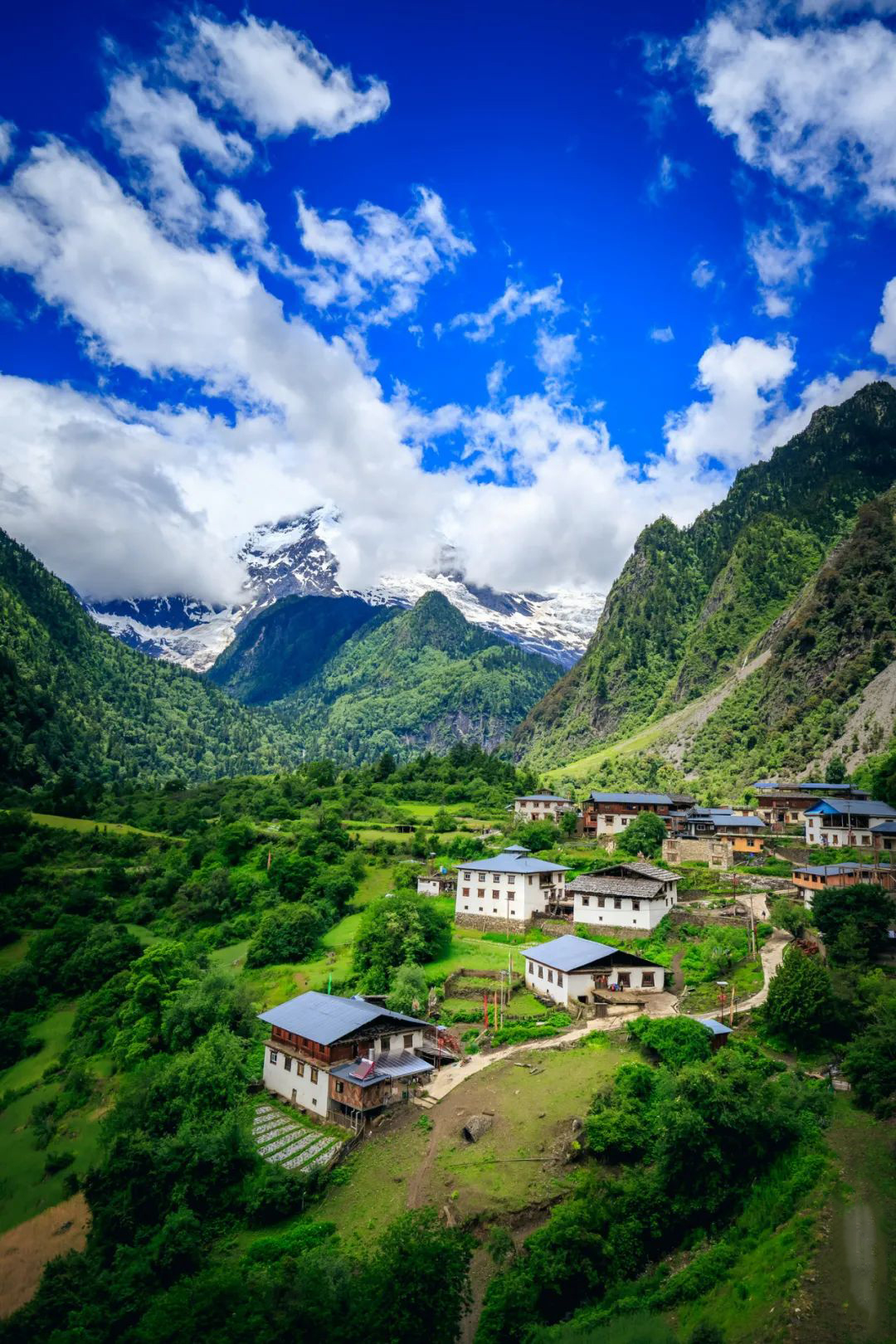 真神奇，香格里拉人均GDP高居云南第三，仅在昆明之后