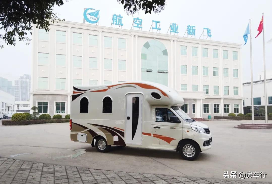 房车价格5-10万元低顶b型房车,房车大全20-30万的c型高档房车