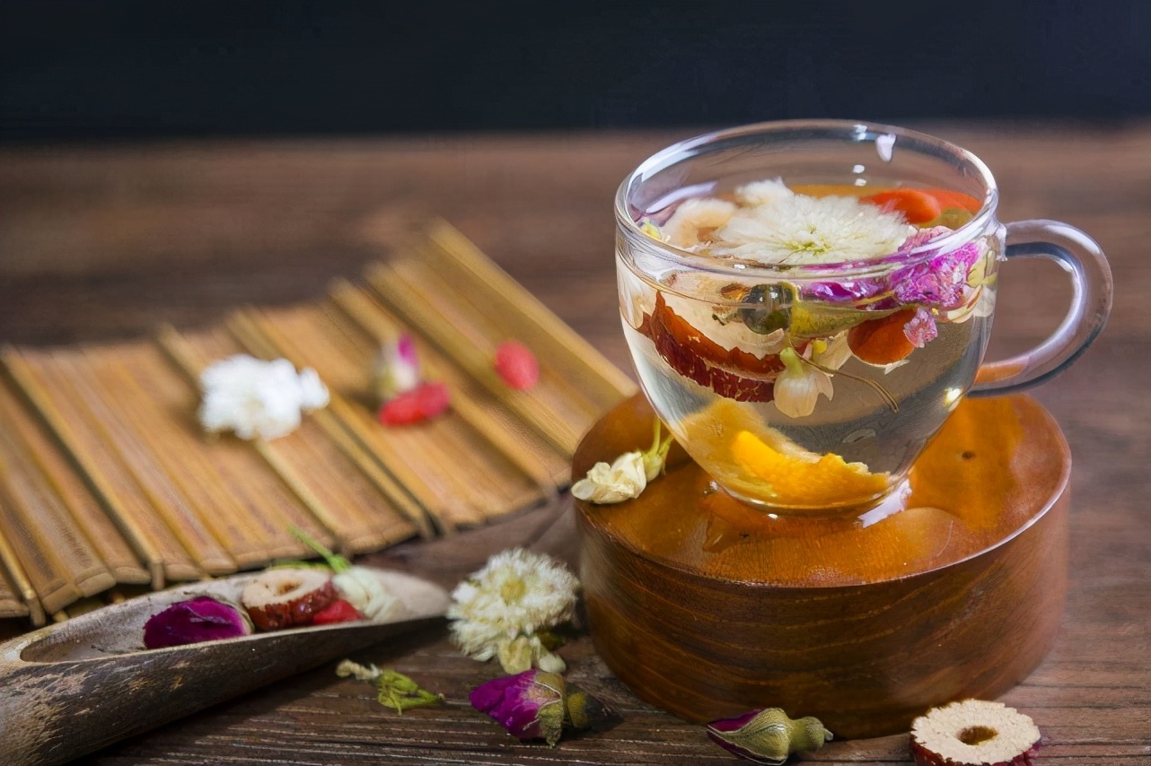 寒湿气重不能喝什么茶,体寒湿气重的人适合喝什么茶