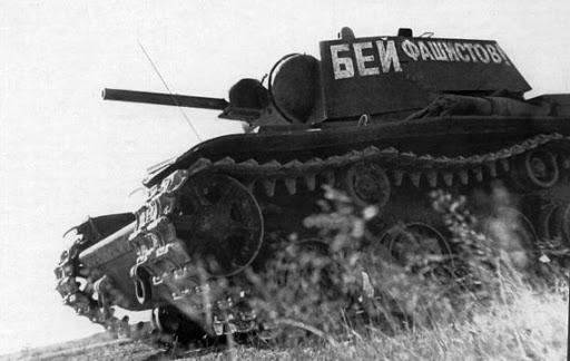 苏联红色铁锤,苏联的坦克kv1kv2kv6