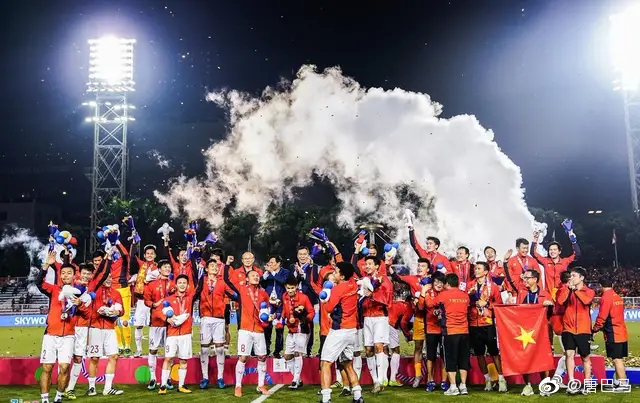 越南男足胜了中国队很重要吗,越南男足世界排名