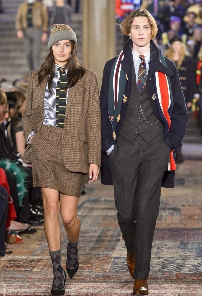 初秋百搭减龄学院风衬衫穿搭分享 (秋季学院风穿搭推荐)