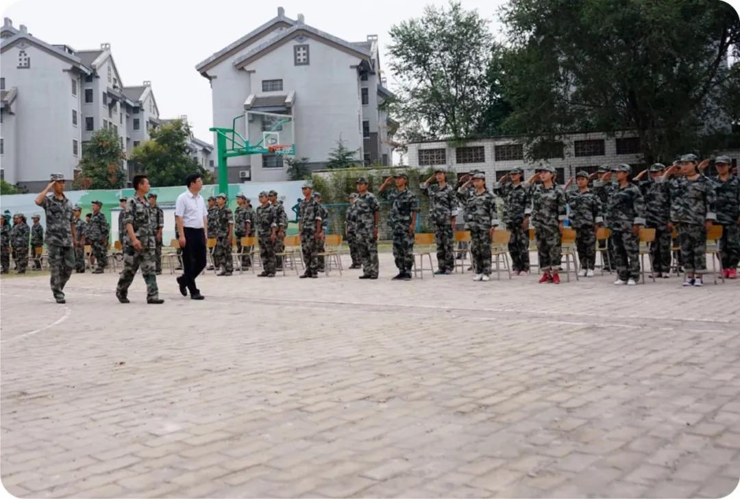 只争朝夕,不负韶华——开封市信息工程学校线上巡礼