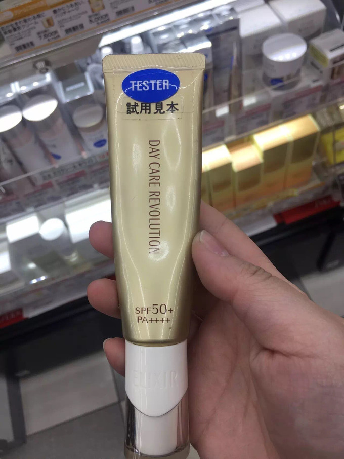 血拼大阪心斋桥,各大药妆店优劣明显,推荐当地人最爱用的药品!