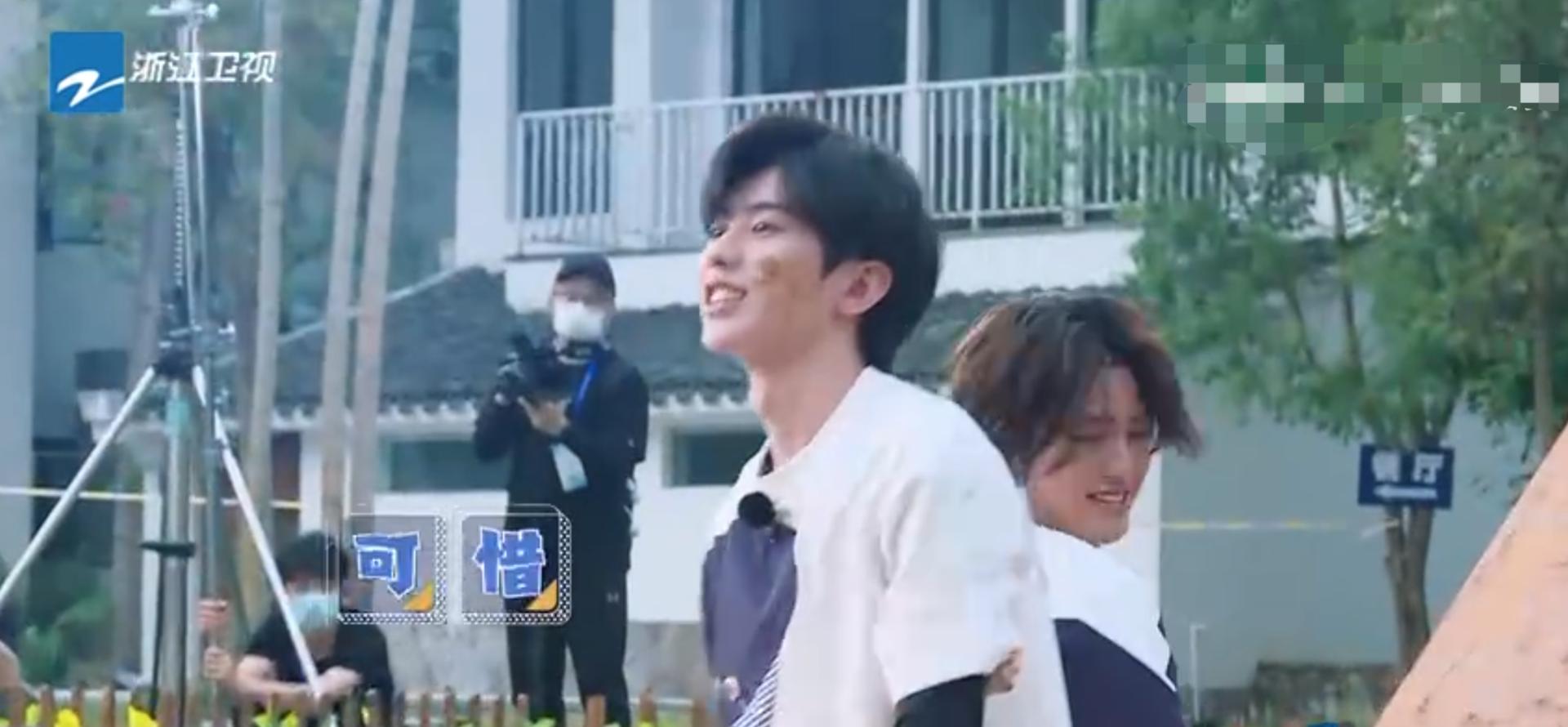 不仅抄袭还跪舔流量，《奔跑吧》的骚操作越来越多了