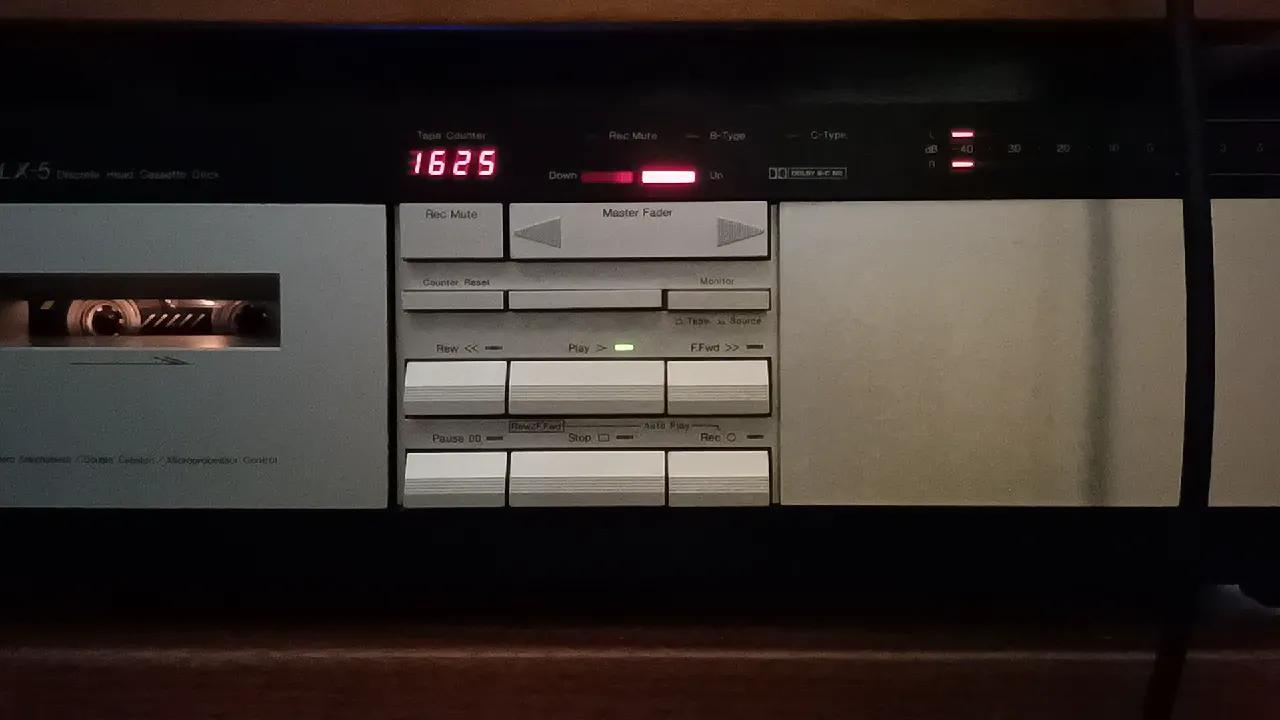 玩情怀卡座有必要自制录音走极端路线吗？哈哈有些人走火入魔已经