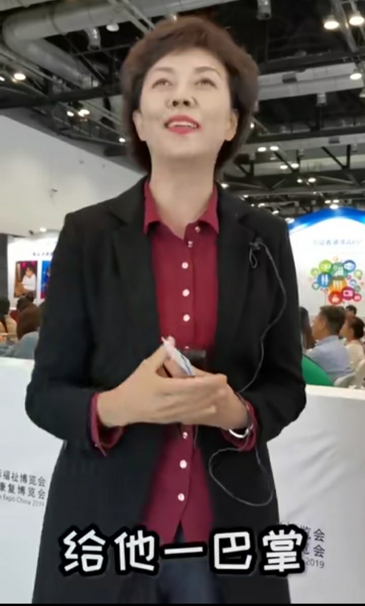 朱广权经典段子合集一谈就是一宿,朱广权曾经说过的段子