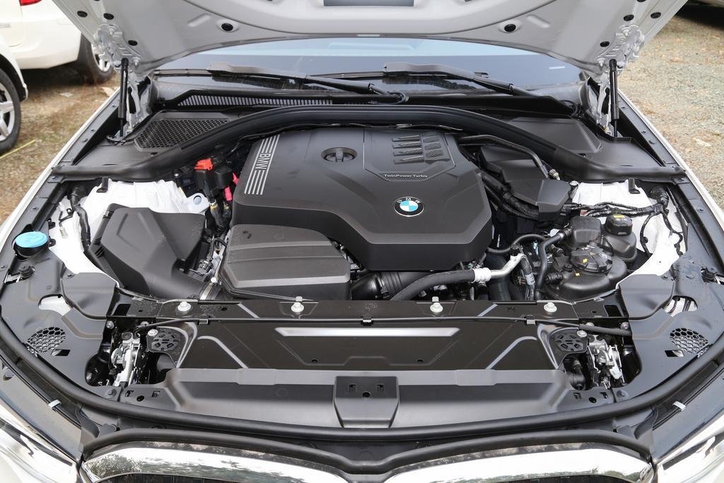 2.0t156匹宝马3系够用吗,宝马3系2.0t184马力怎么样