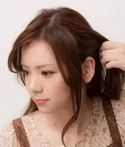 今年流行的侧编发,减龄全编发型