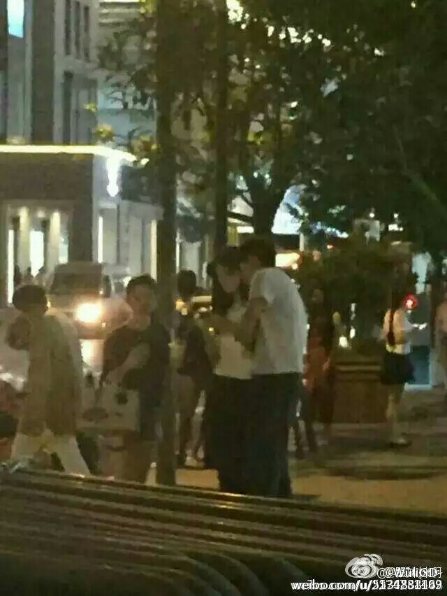 金大川雎晓雯婚后首同框,雎晓雯与金大川举办婚礼事件