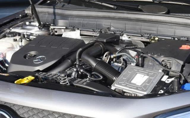 奔驰新款glb上市配置小幅调整,新款奔驰glb正式上市多出配置