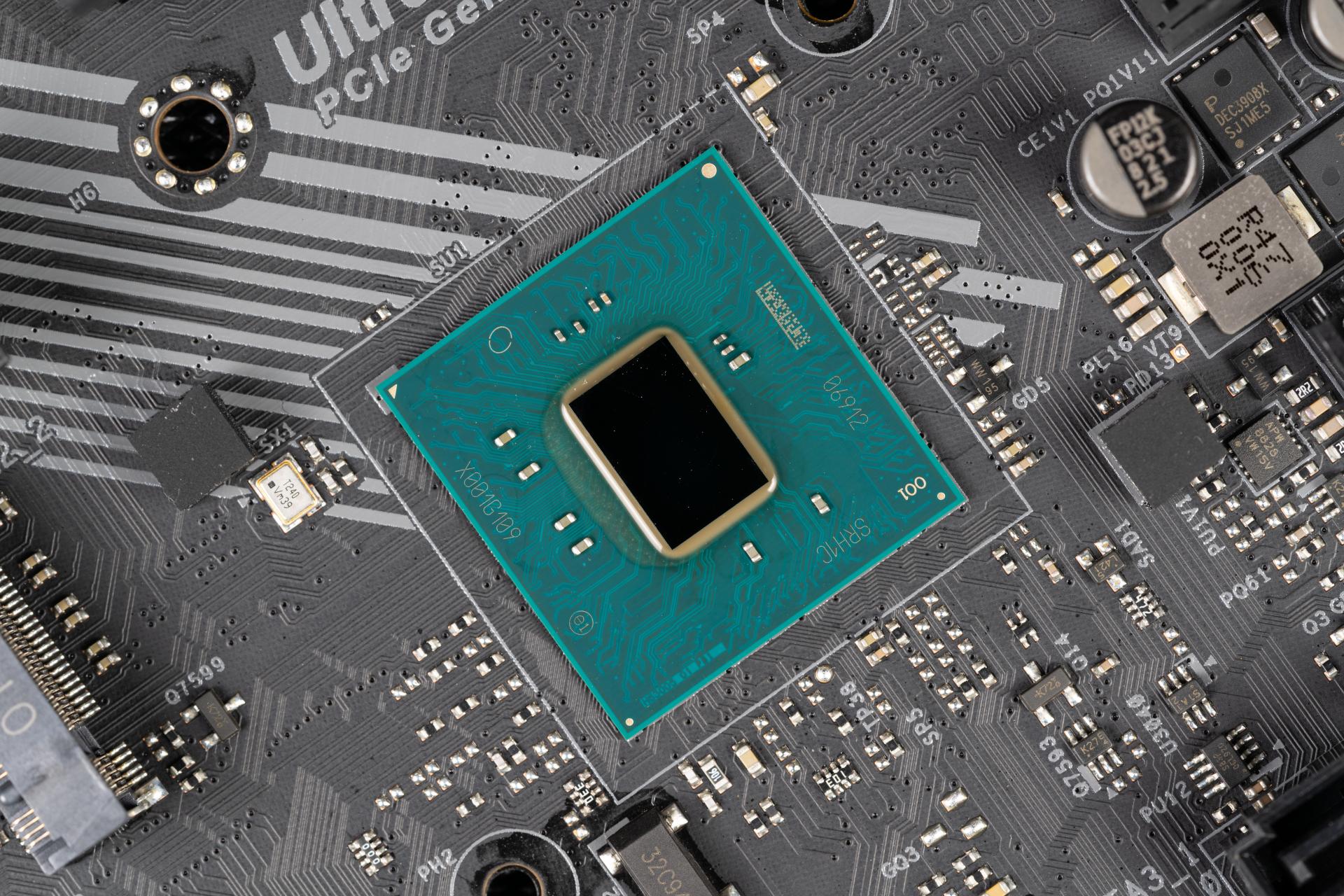 一块能扛10900K的B460主板！华擎B460MSteelLegend深度评测