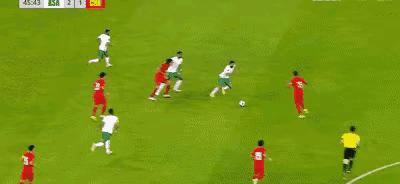 国足对沙特比赛时间,国足2比3不敌韩国集锦