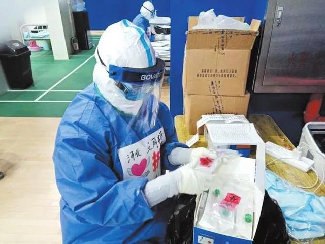 点赞！邯郸市支援湖北医疗队英雄谱｜王丽楠：“静脉炎不会影响我的工作”