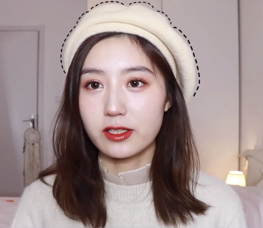 妈妈帽子大脸专用显脸小,棒球帽白色和黑色帽子哪个显脸小