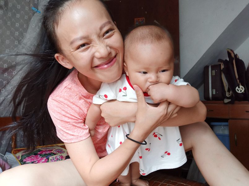 第一次来月经有什么注意的事,女孩第一次来月经要注意什么情况