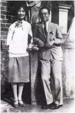 沈阳中学生情侣开房背后的警醒:给女孩底线教育,给男孩阳光教育