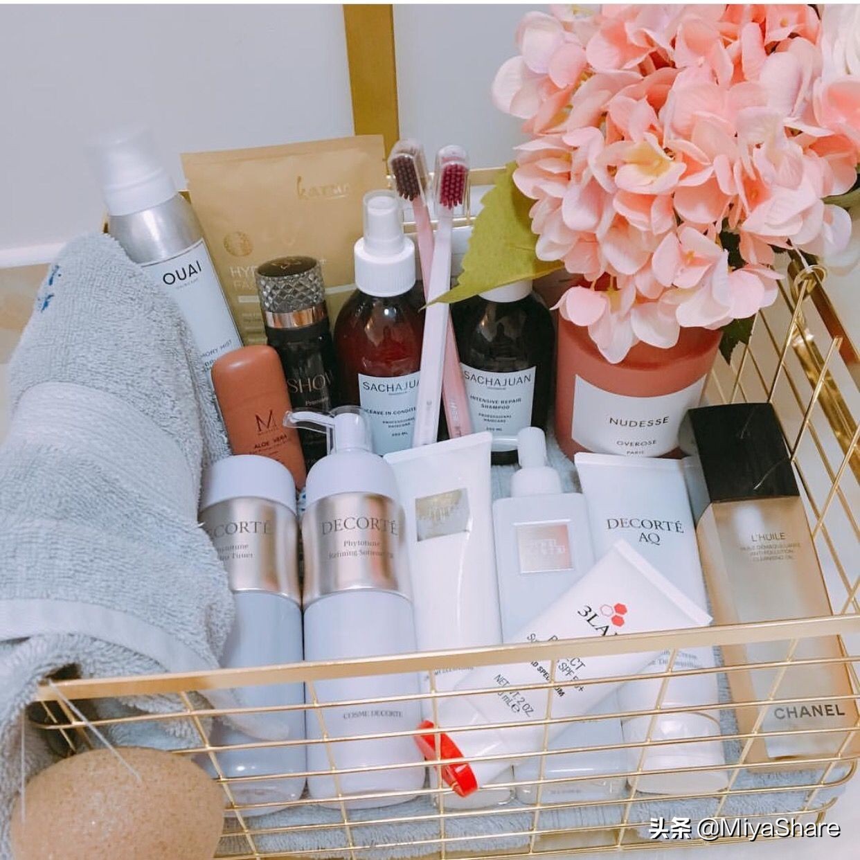 兰蔻大粉水玫瑰柔肤化妆水400m,兰蔻粉水化妆水与柔肤水一样吗