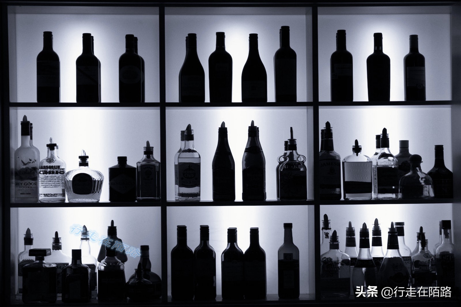 三百年前,加拿大用烟酒毁掉原住民,如今再加上*麻大**