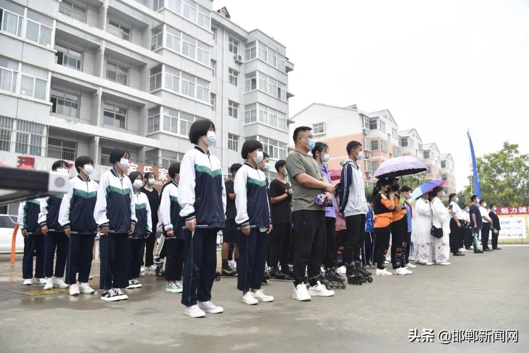 激情冰雪活动,激情飞扬溜冰场