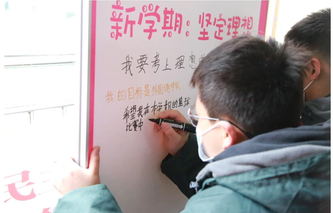 郑州经开外国语小学开学时间,郑州东区外国语小学开学