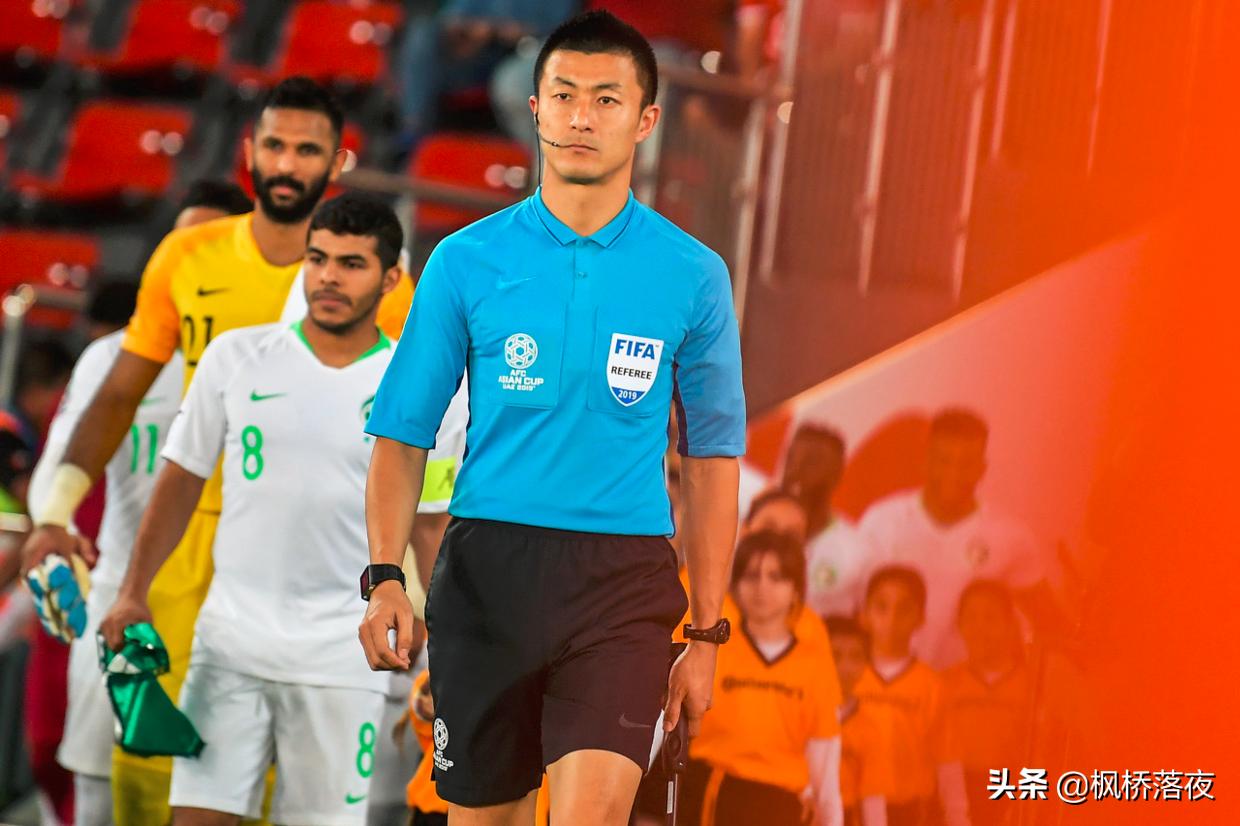 中超裁判再现争议判罚裁判是谁,中超裁判真实情况