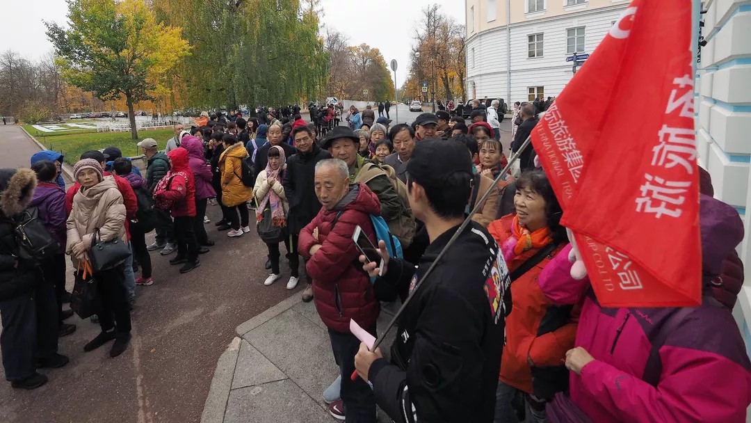 投机商如何在俄罗斯旅游赚钱：麻将旅行