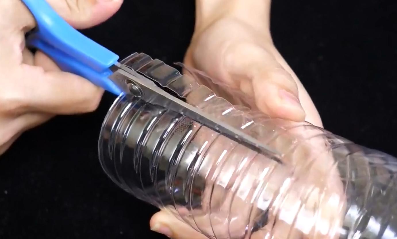 打蛋器不用电动的,打蛋器不用电自动做蛋糕