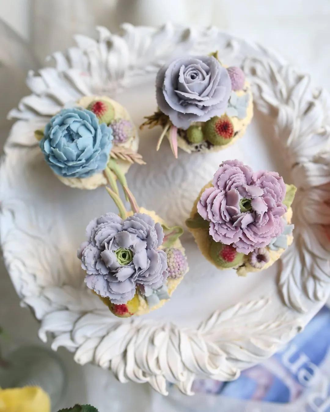 简单款式的母亲节蛋糕图片,六种不同口味母亲节蛋糕