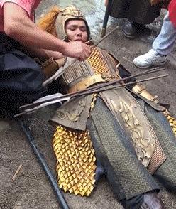 吃火锅搞笑瞬间,吃火锅搞笑图蘑菇头