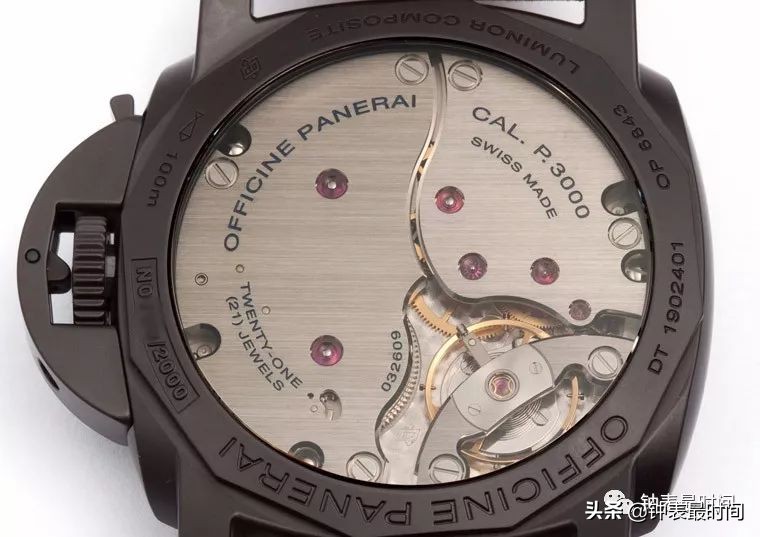 现在手表流行表盘,现在手表流行大还是小