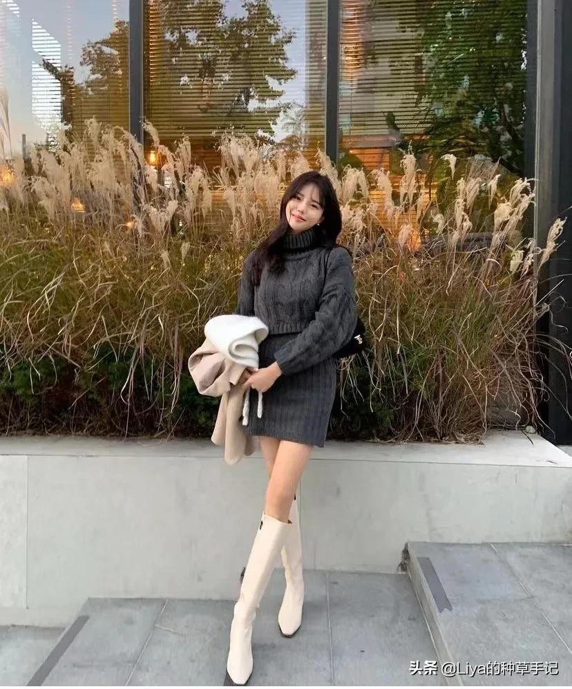 大毛衣半裙过年最显气质穿搭,毛衣半裙冬季