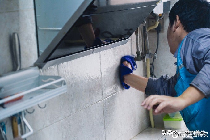 美的油烟机官方专业清洗,美的智慧生活侧吸油烟机深度清洗