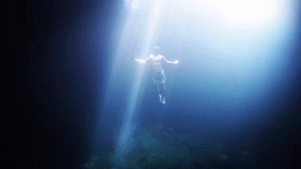 帕劳岛自由行潜水,帕劳水母湖自由潜视频