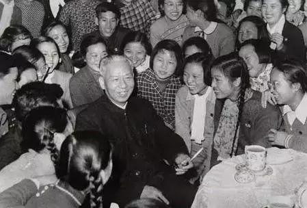 历代领导喜欢抽什么烟,五六十年代领导抽什么烟