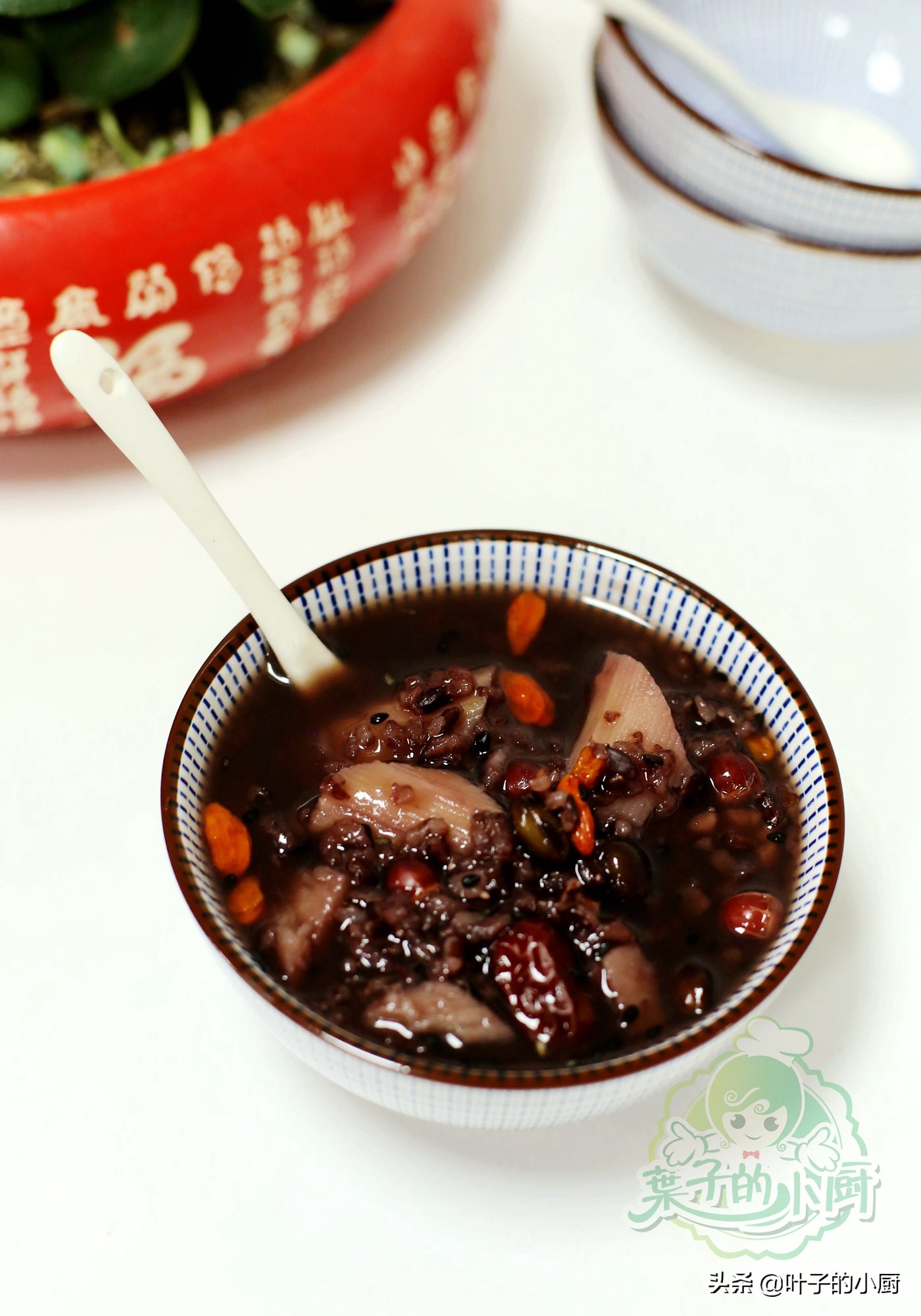 冬天吃什么粥可健脾胃祛湿补肾,养肾粥什么时候喝最好