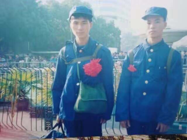 退伍汽车兵开滴滴什么感觉车技过硬安全感满满