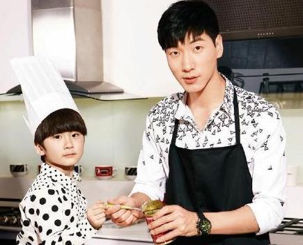 张亮发文遭恶评回怼网友,张亮怼恶评因发文遭遇恶意留言