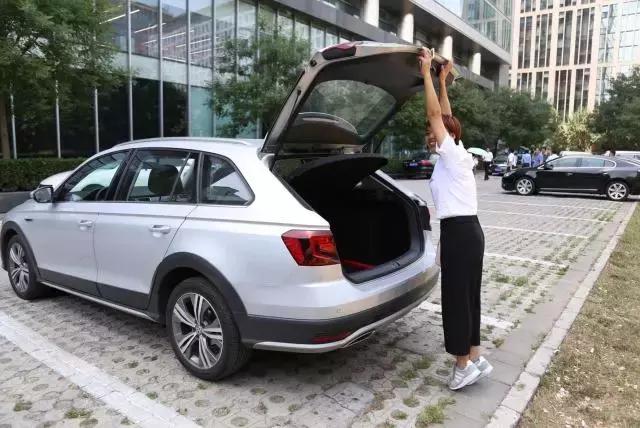 德国平民旅行车,不到20万买旅行车